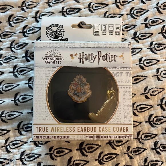 Warner Bros. Other - Harry Potter Air Pod Case